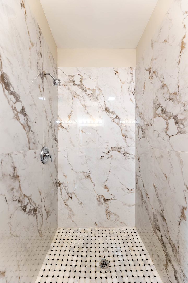 2821 W Jackson Avenue