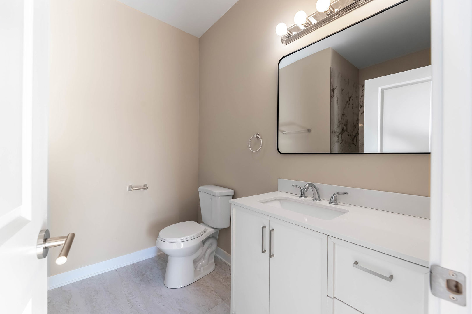 2821 W Jackson Avenue