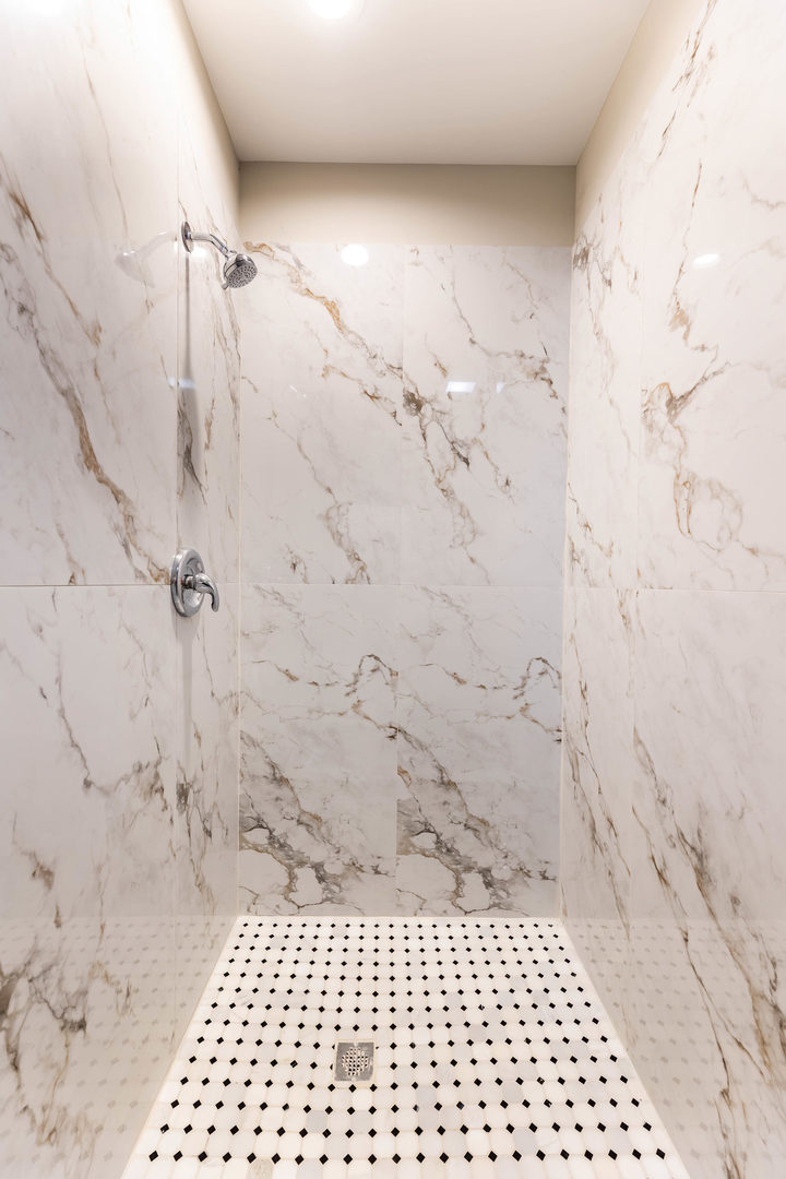 2821 W Jackson Avenue