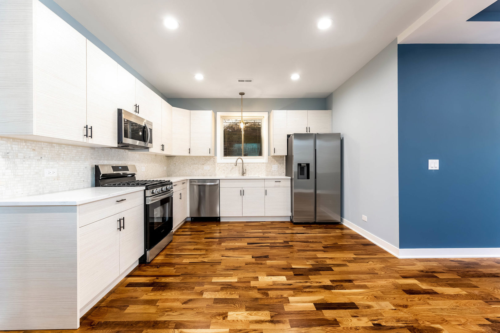 2821 W Jackson Avenue