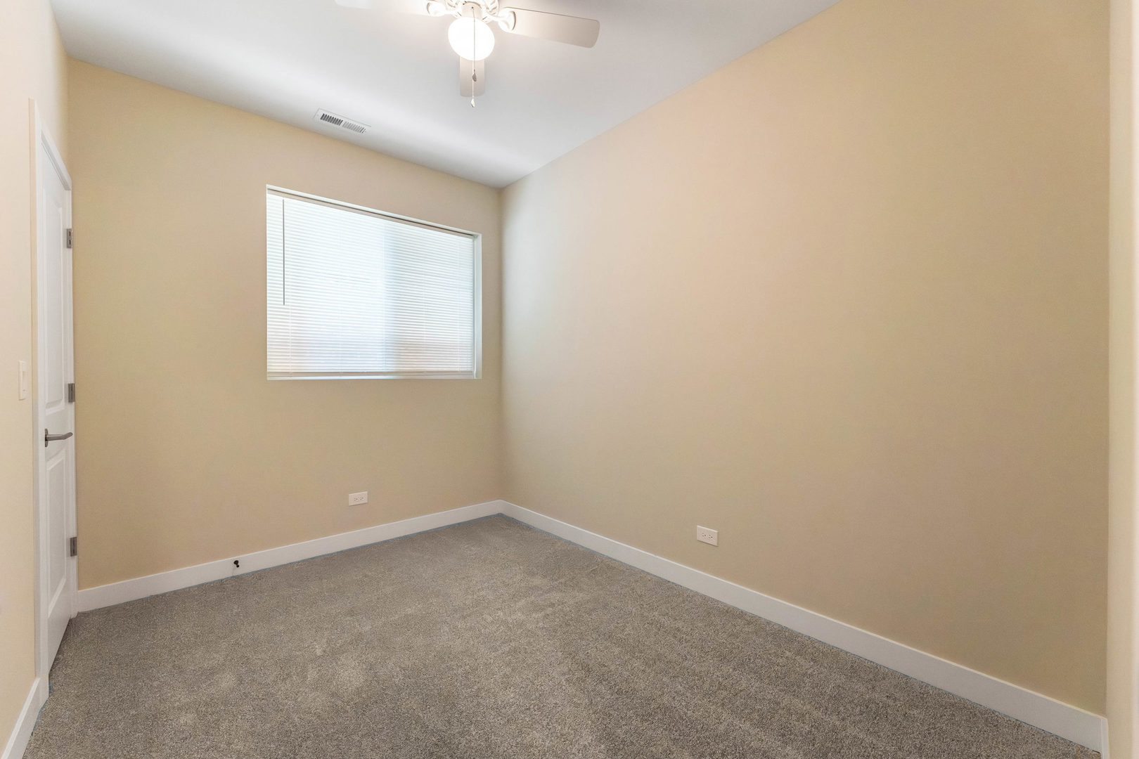 2745 W Monroe Street