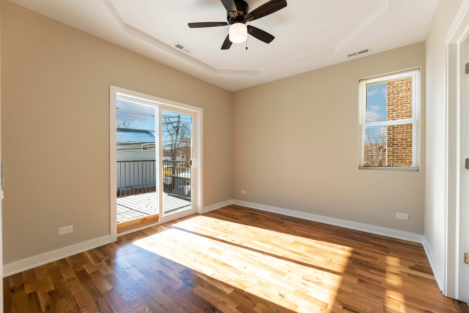 2745 W Monroe Street