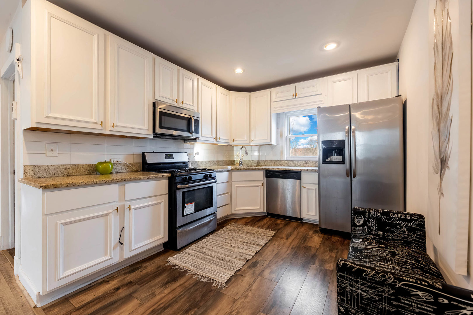 7601 S Bennett Avenue