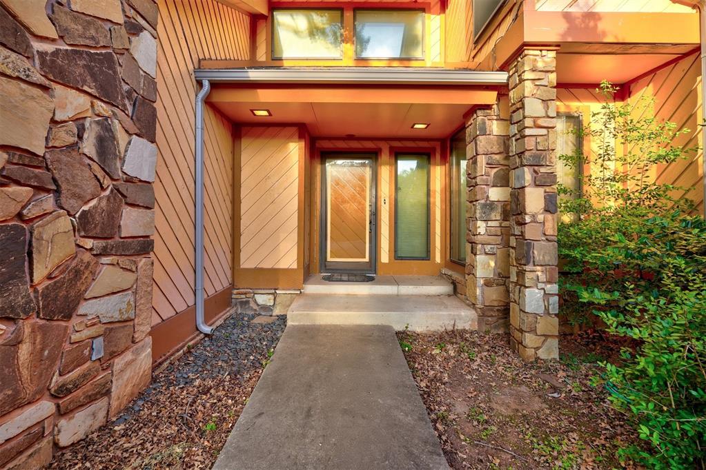 804 Stonehenge Court