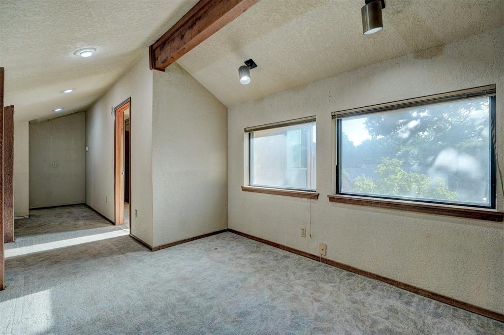 804 Stonehenge Court