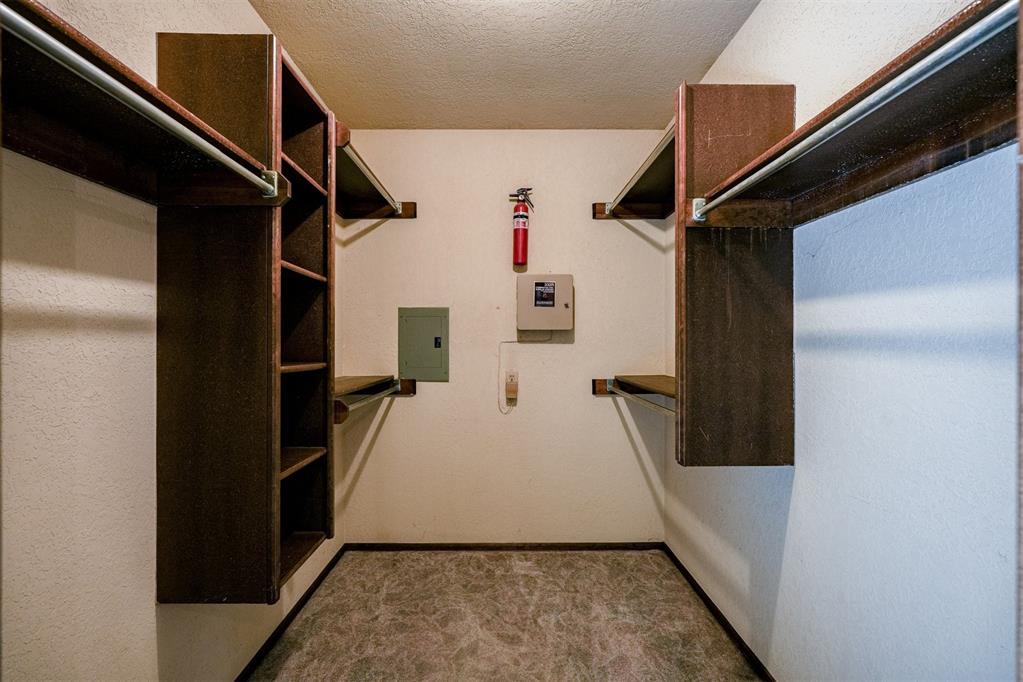 804 Stonehenge Court