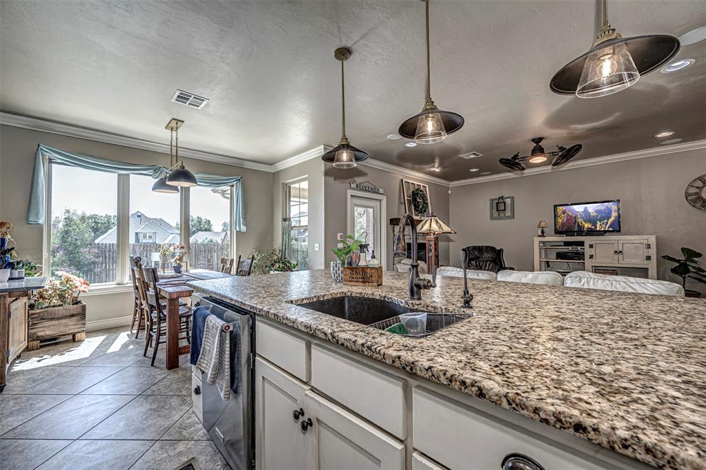 10304 Sunset Lane