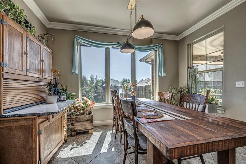 10304 Sunset Lane