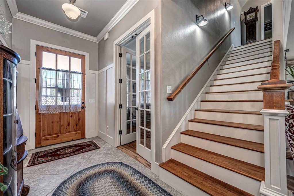 10304 Sunset Lane