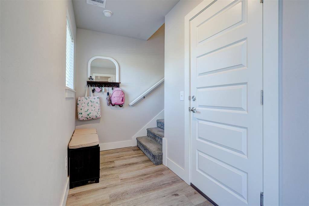 1631 NW 21st Street Unit: 2