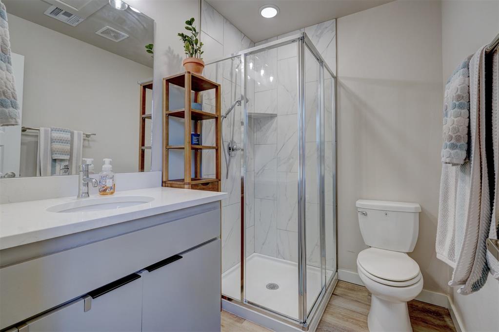 1631 NW 21st Street Unit: 2