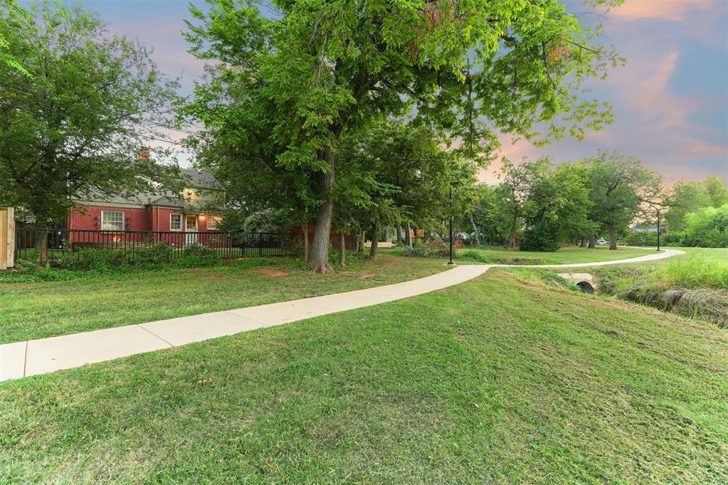 617 NW 37th Street