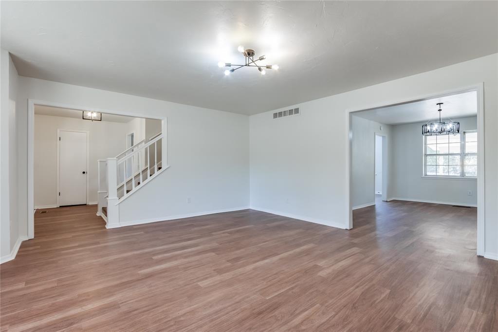 2509 Old Farm Lane