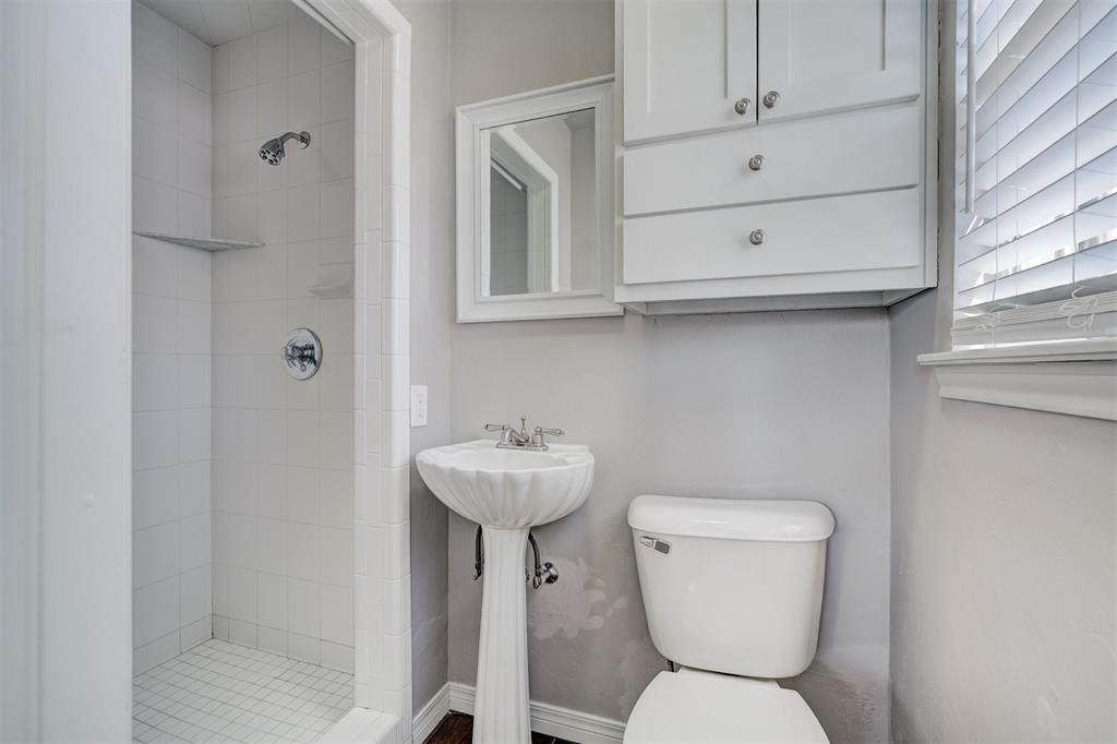 2208 NW 56th Terrace