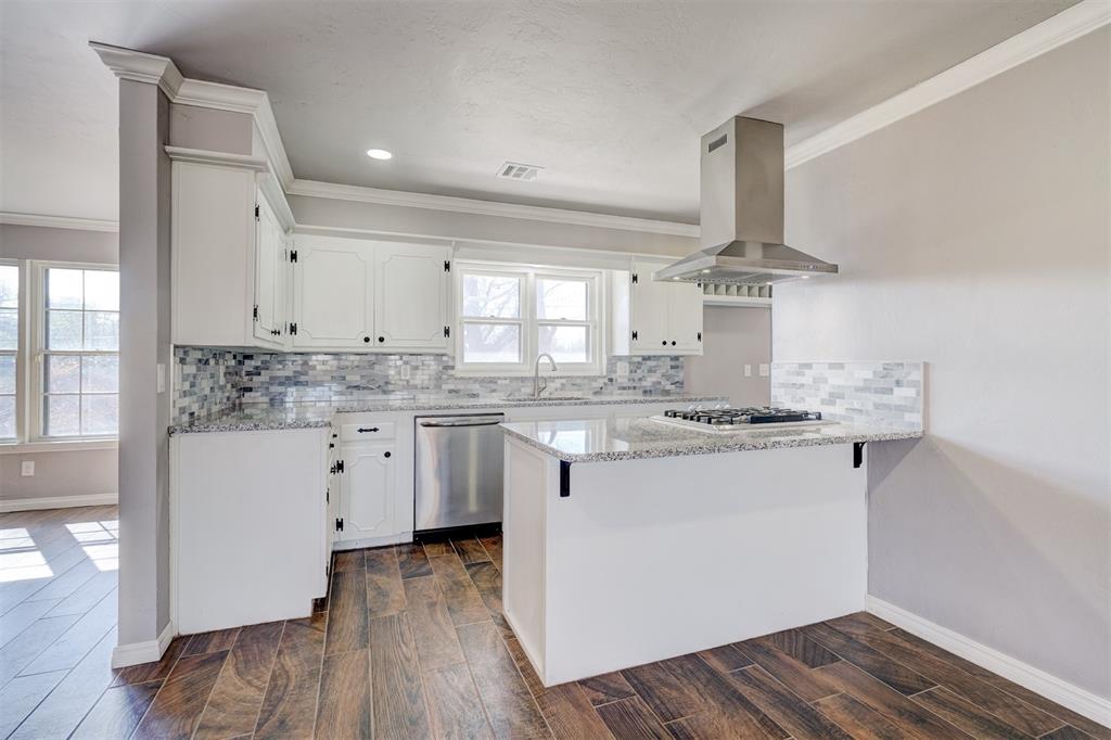 2208 NW 56th Terrace