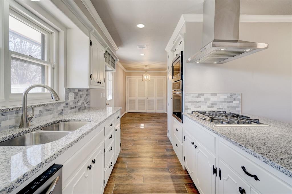 2208 NW 56th Terrace