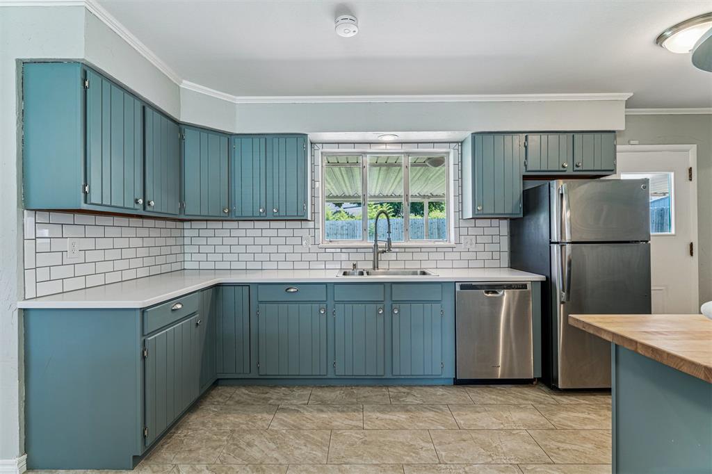 3332 NW 62nd Street