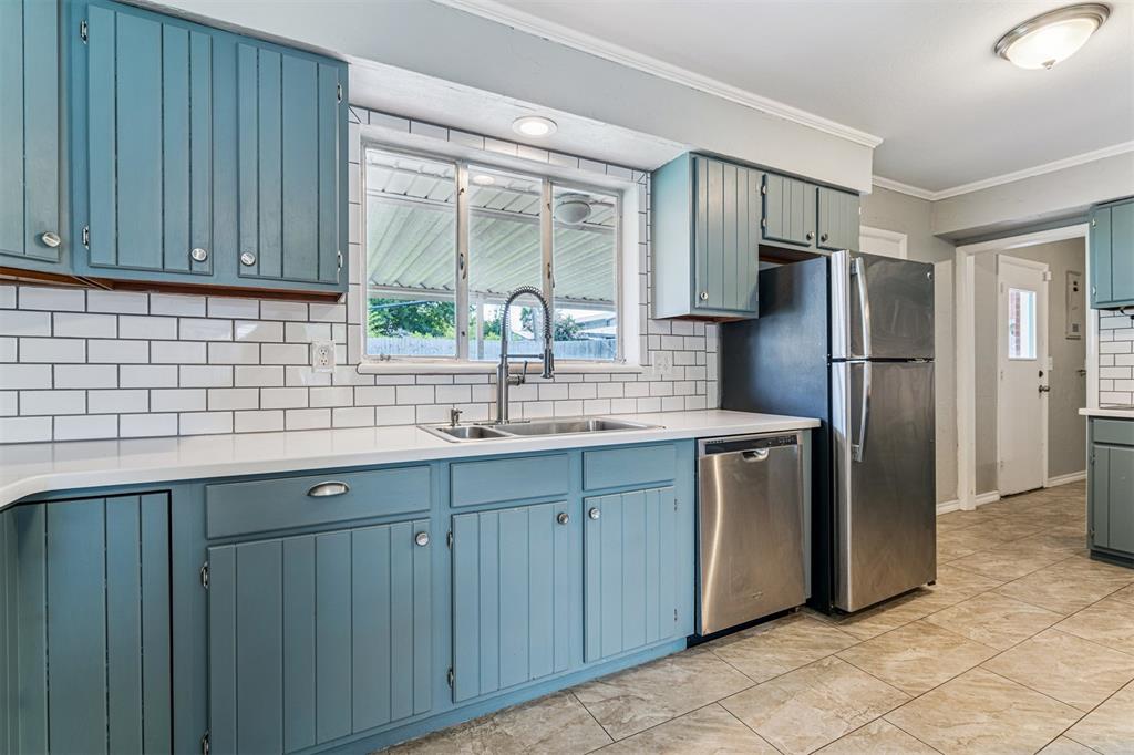 3332 NW 62nd Street