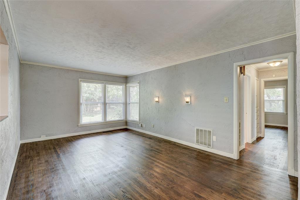 1101 Bedford Drive