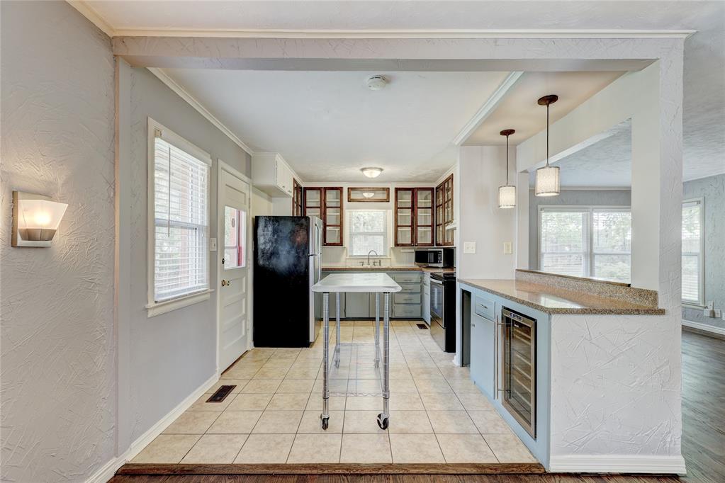 1101 Bedford Drive
