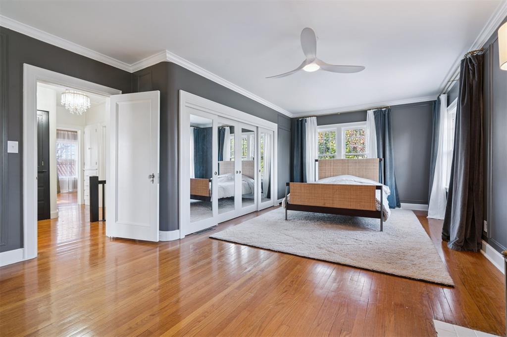 1928 N Broadway Avenue