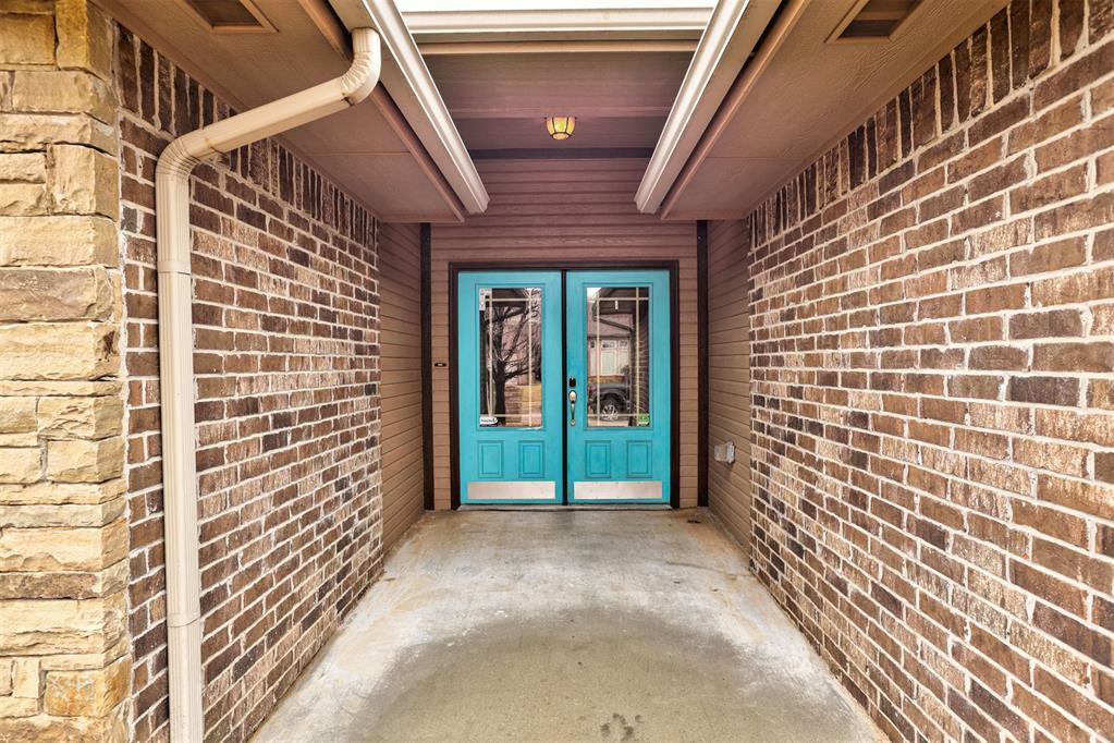 8424 NW 142nd Street