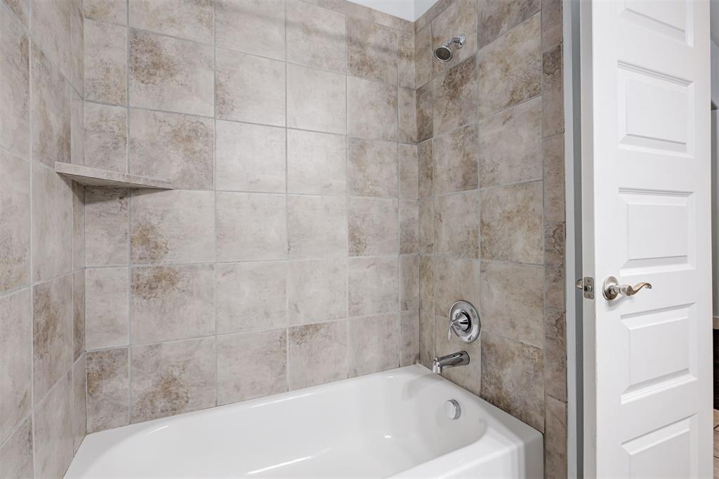 8424 NW 142nd Street