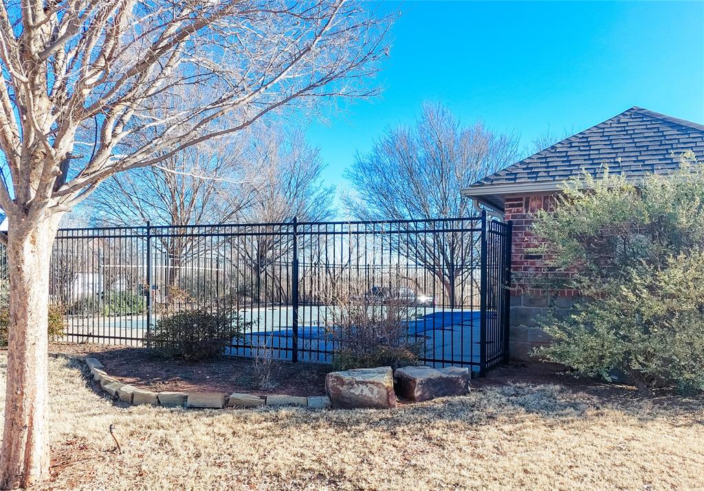 13700 Blacktail Court