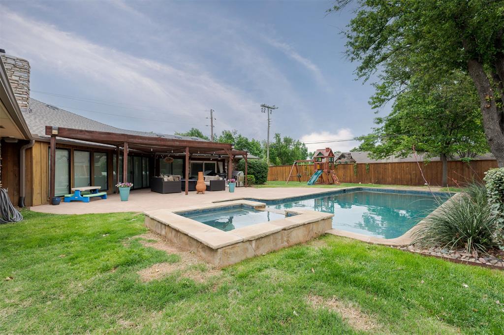 1300 Westchester Drive