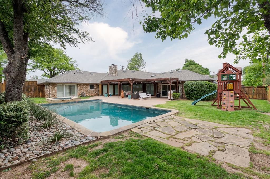1300 Westchester Drive