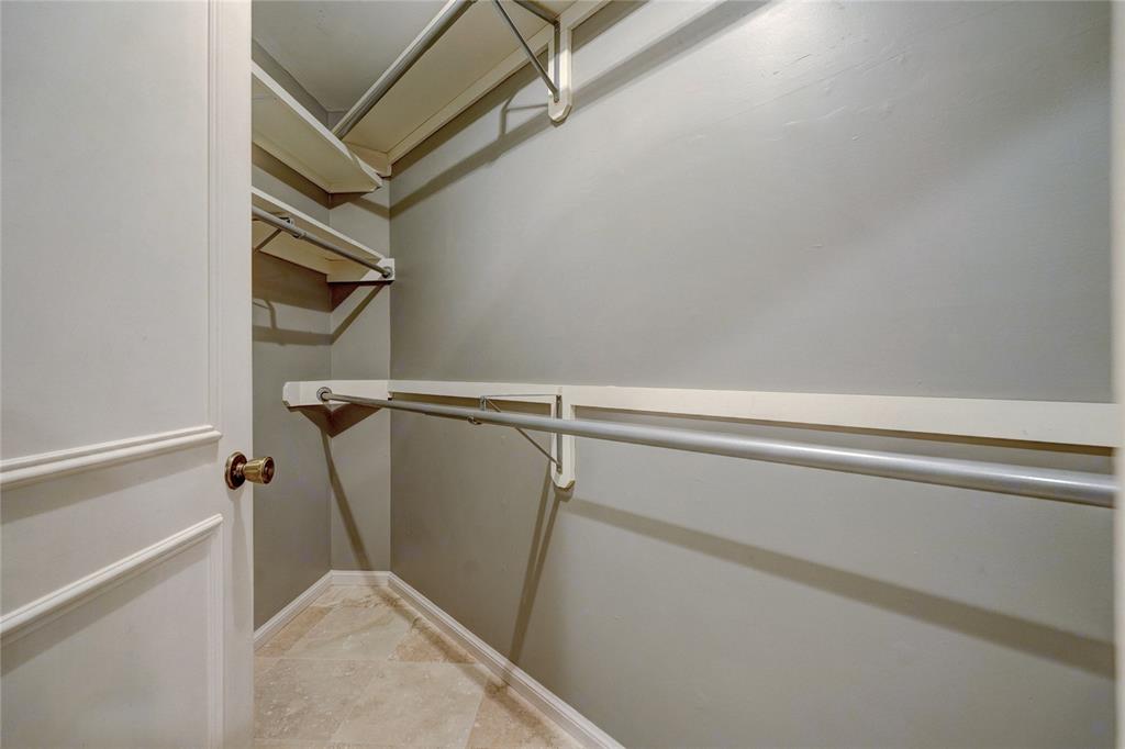 6325 Glenbrook Court