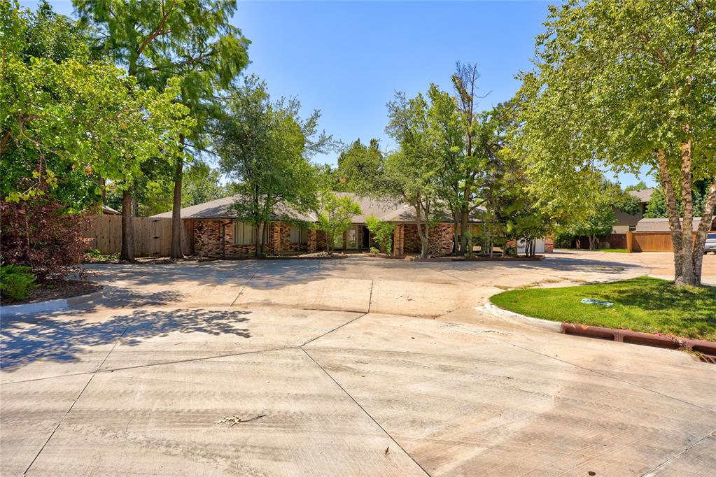 6325 Glenbrook Court