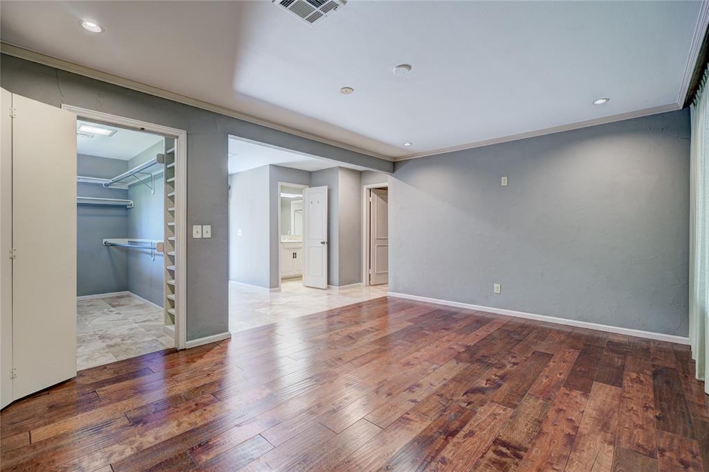 6325 Glenbrook Court