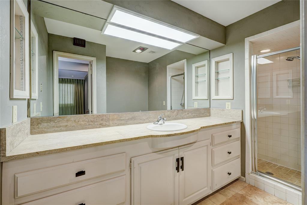 6325 Glenbrook Court