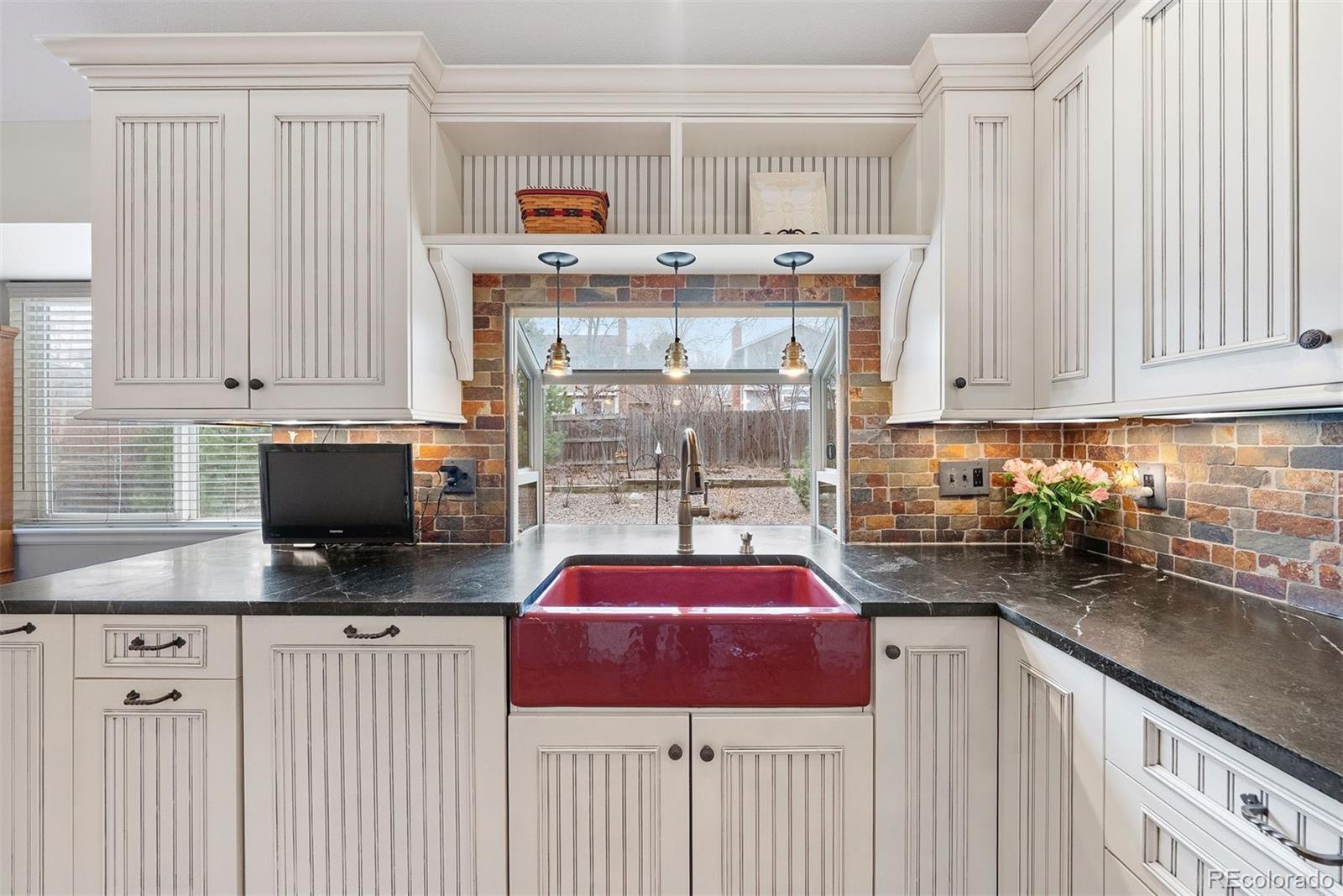 6440 E Mineral Drive