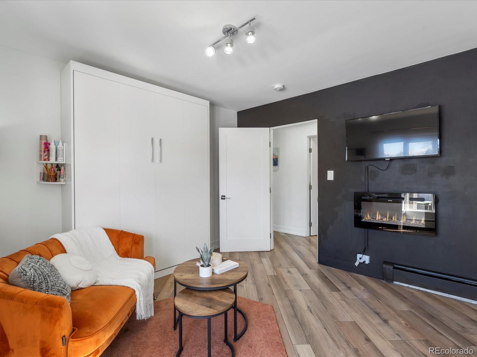 3801 S Albion Street