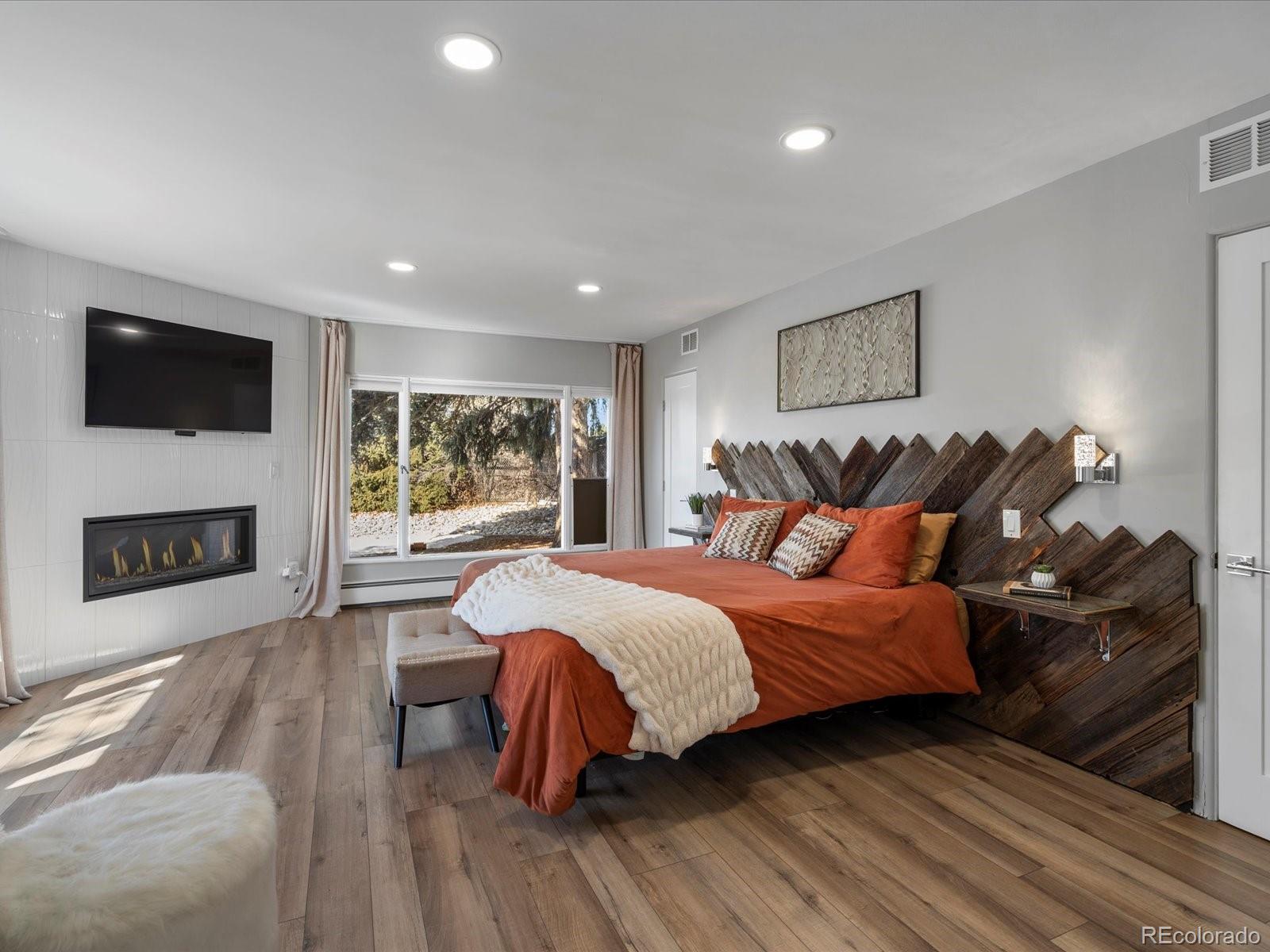 3801 S Albion Street