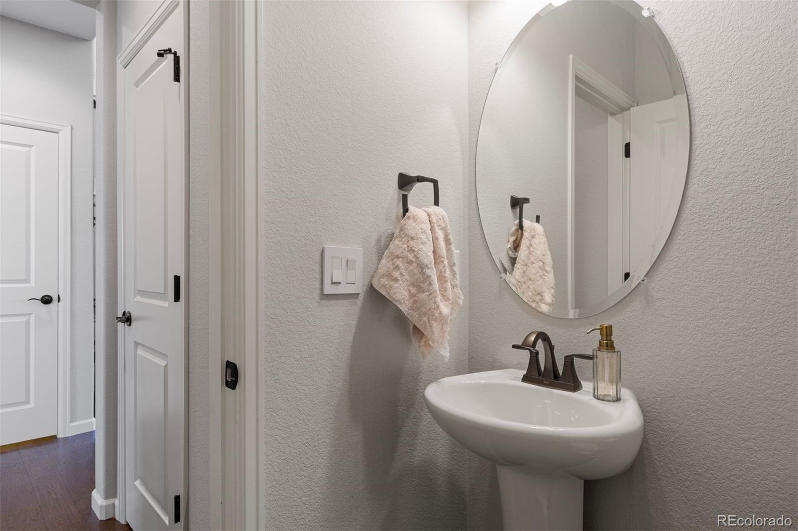 11632 W Quarles Avenue