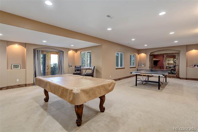 2235 Country Lane