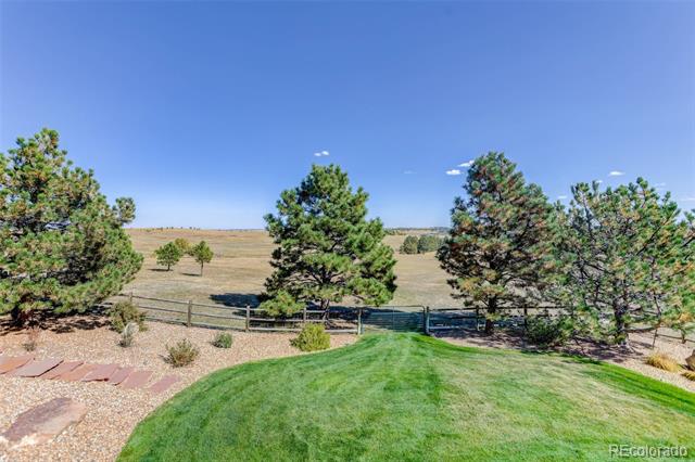 2235 Country Lane