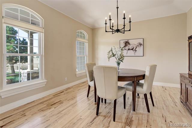 2235 Country Lane
