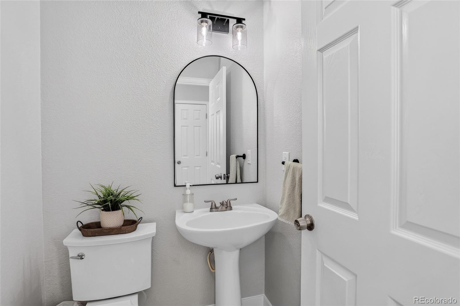 3798 Majestic Trail
