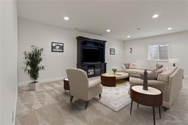 6618 Lynch Lane