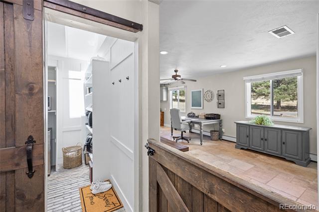 8439 N Pioneer Trail Road