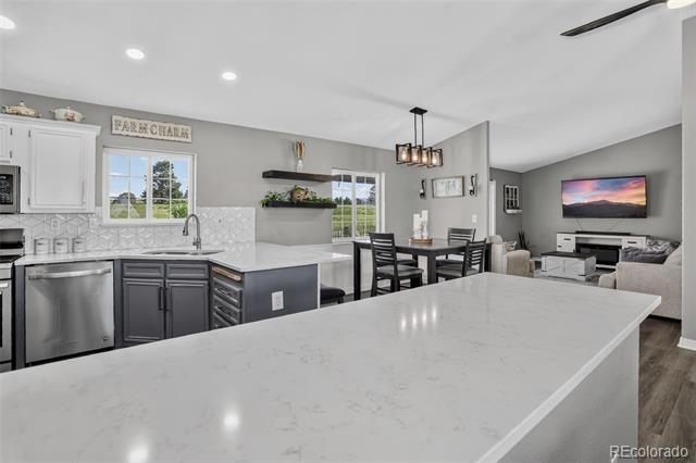 6528 Bow Meadows Drive