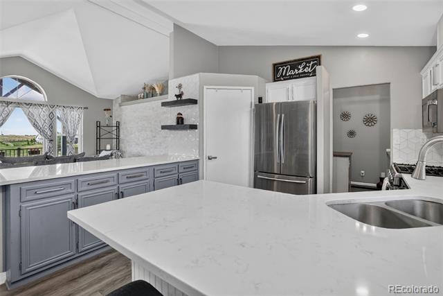 6528 Bow Meadows Drive