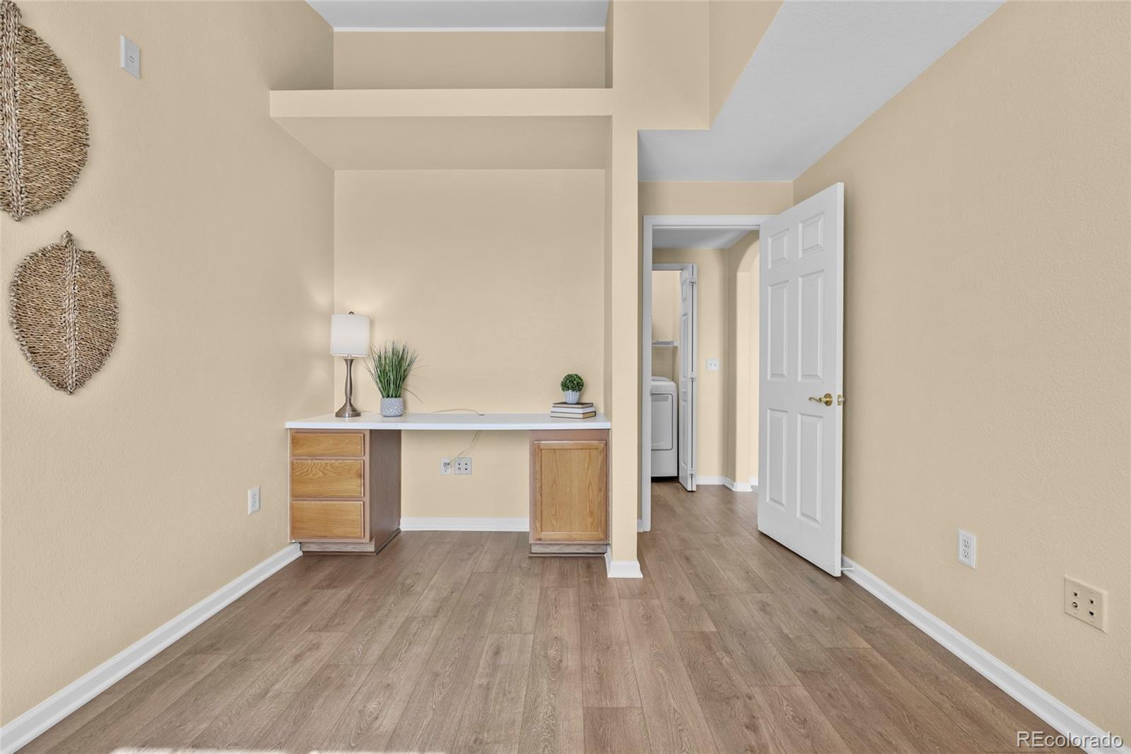 7440 S Blackhawk Street Unit: 4-305