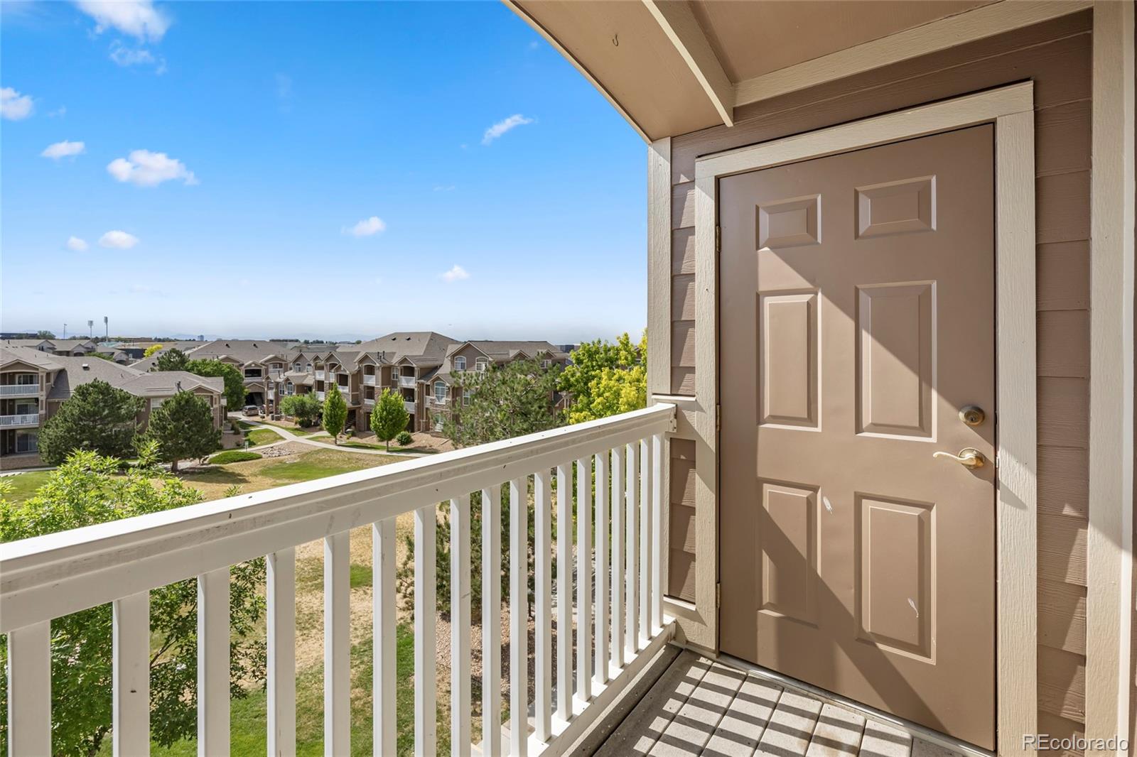 7440 S Blackhawk Street Unit: 4-305