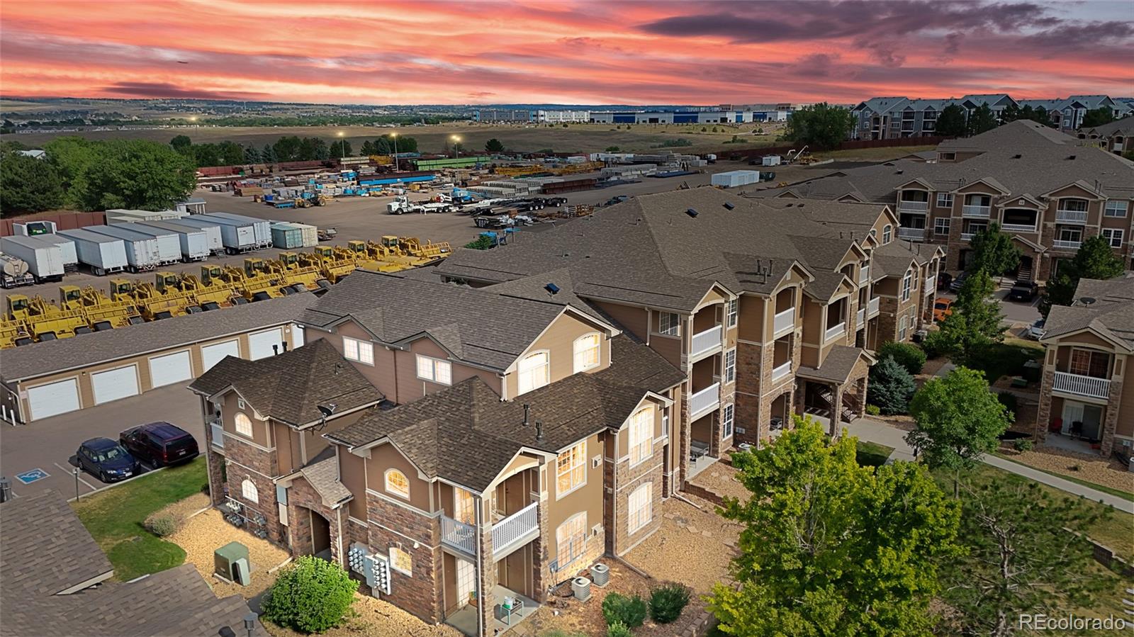 7440 S Blackhawk Street Unit: 4-305