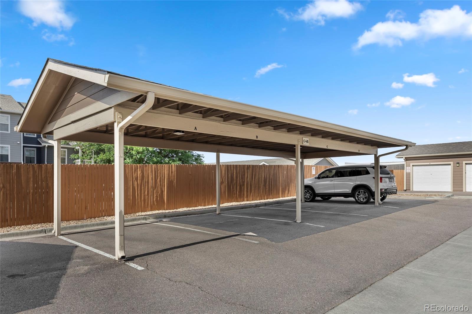 7440 S Blackhawk Street Unit: 4-305